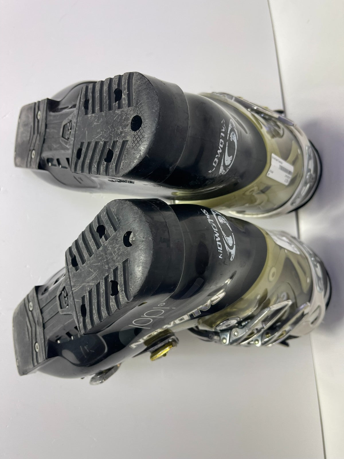 Salomon Idol 8 Ski Boots (EU39; UK 5 3/4; Mondo 250) Winter Fun Snow