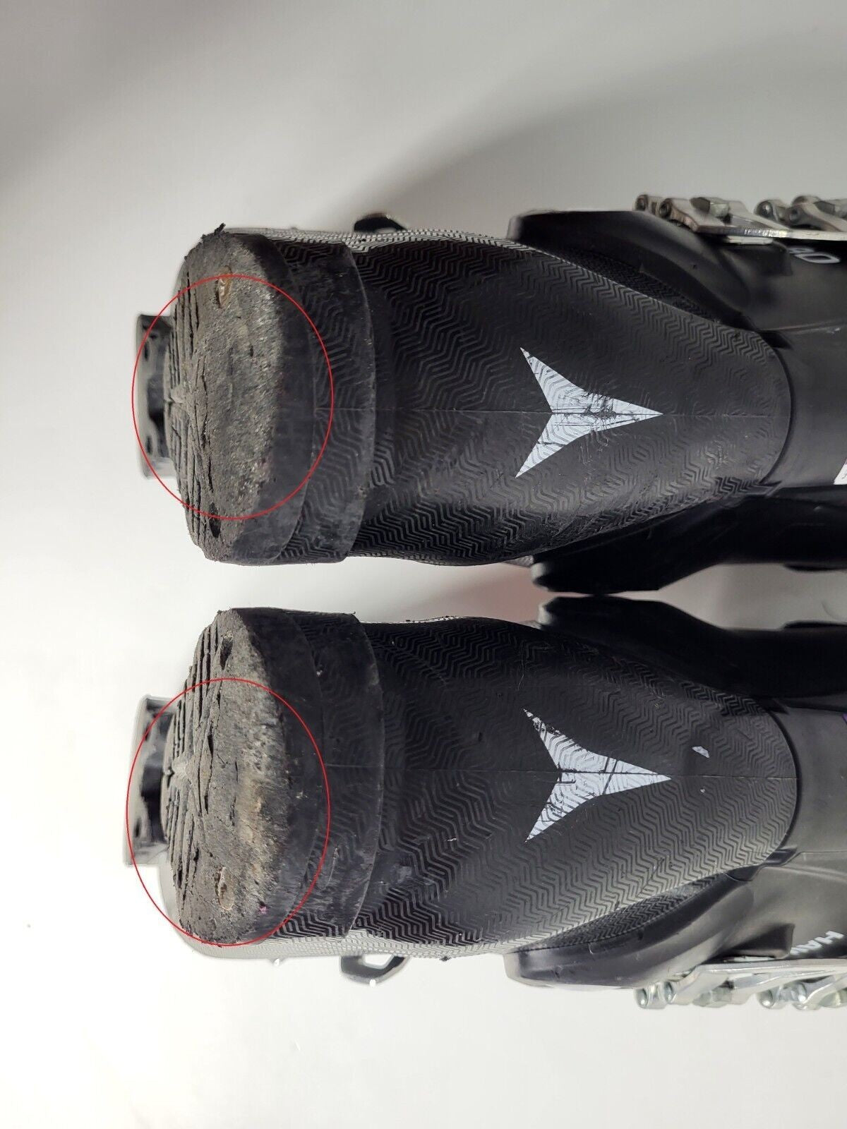 Chaussures de ski Atomic Hawx Magna R80 (EU 42 2/3; UK 8 1/2; Mondo 275) Sport Neige Amusement