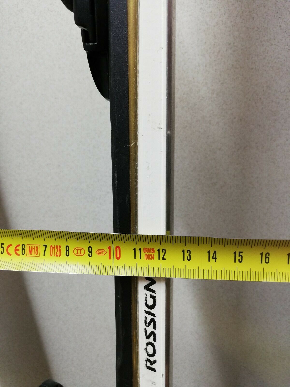 Rossignol Oversize 8 X 174 cm Ski + Rossignol Axium Bindings Winter Snow Sport