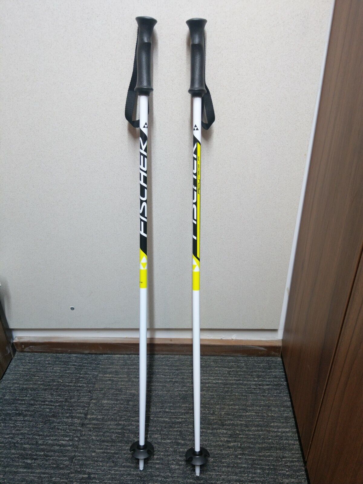 Bâtons de ski pour enfants Fischer NEUFS 85 cm Loisirs d’hiver Neige Plein air