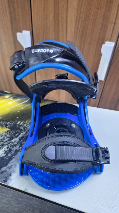 Snowboard Burton Progression 147 cm + fixations Burton S - aventure hivernale