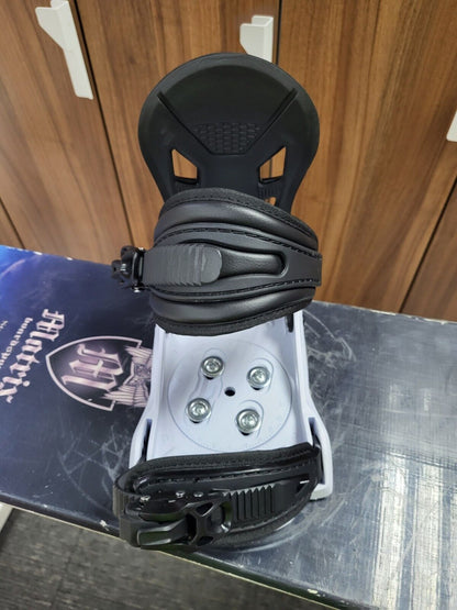 Matrix Storm 141 cm Snowboard + NEW Firefly Size S Bindings Snow Adventure Fun