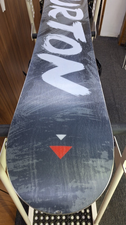 Burton LTR 153 cm Snowboard + Burton M  Bindings Winter Snow Adventure Fun