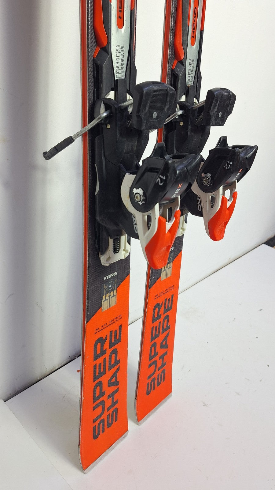 HEAD Supershape i.Rally  156cm Ski + Head PRX12  Bindings Winter Sport