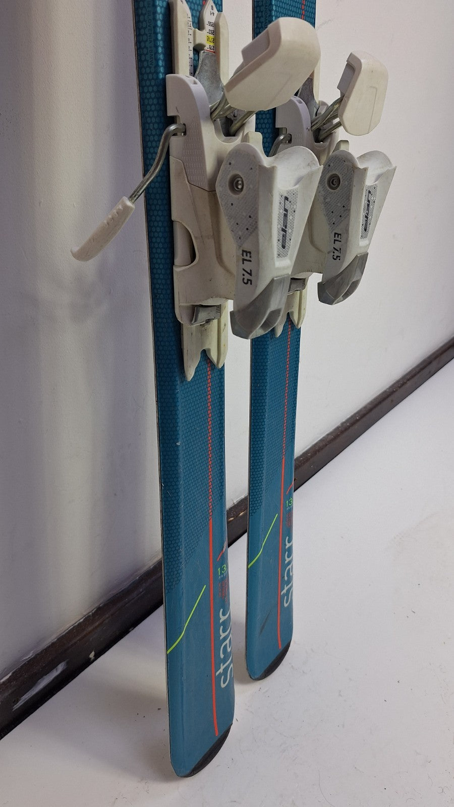 Elan Star 150 Ski + Elan EL 7.5 Bindings Sport Snow Winter Adventure Fun