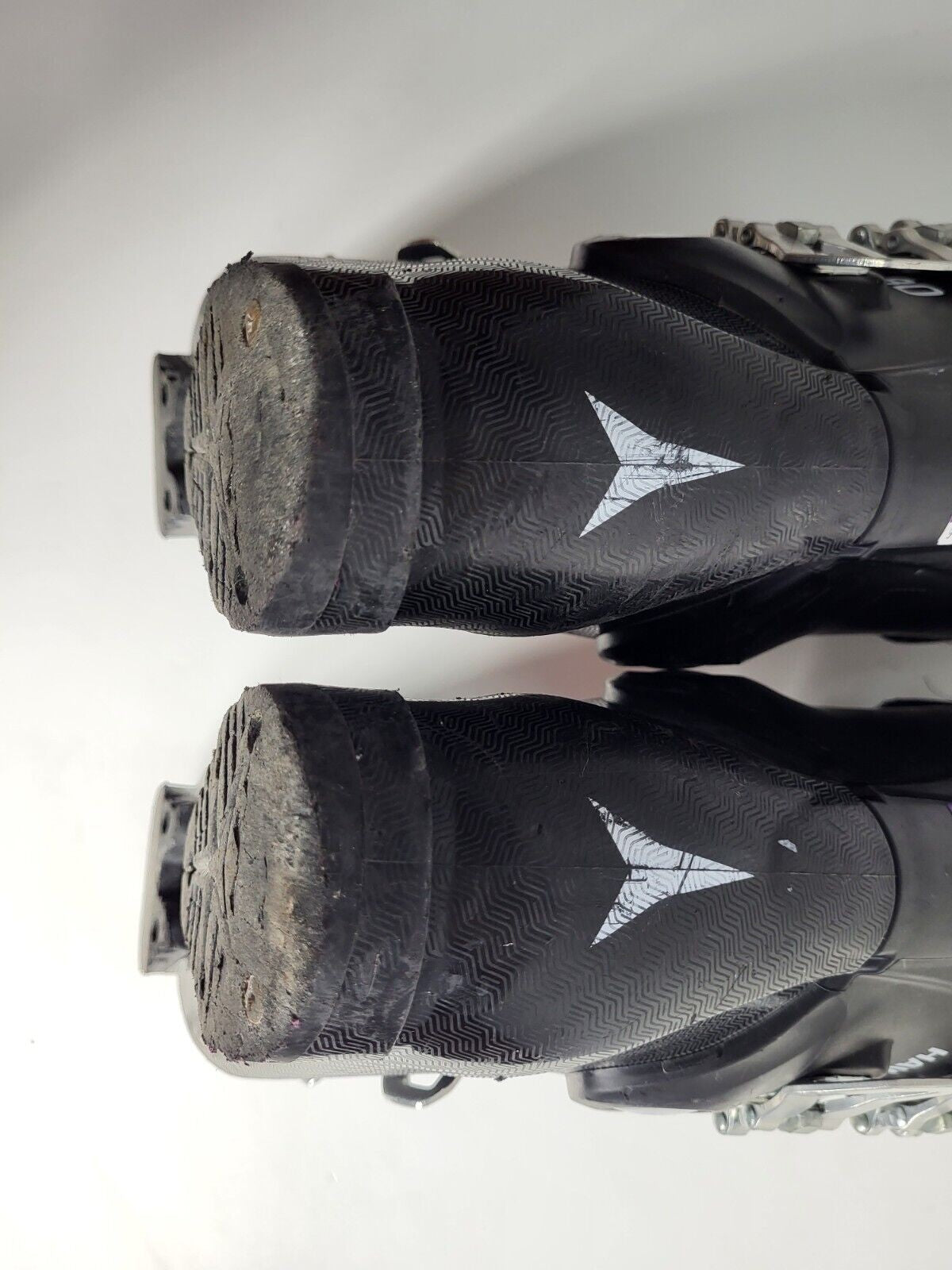 Atomic Hawx Magna R80 Ski Boots (EU 39; UK 503/4; Mondo 250) Sport Snow Fun