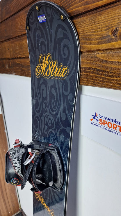Matrix Escape 158 cm Snowboard + Head Size M Bindings Adventure Sport