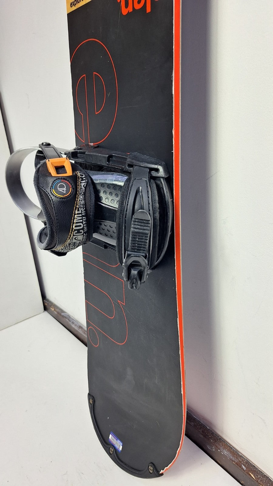 Snowboard Elan Explore C 160 cm + Attacchi HEAD Rental L Divertimento sulla neve in inverno