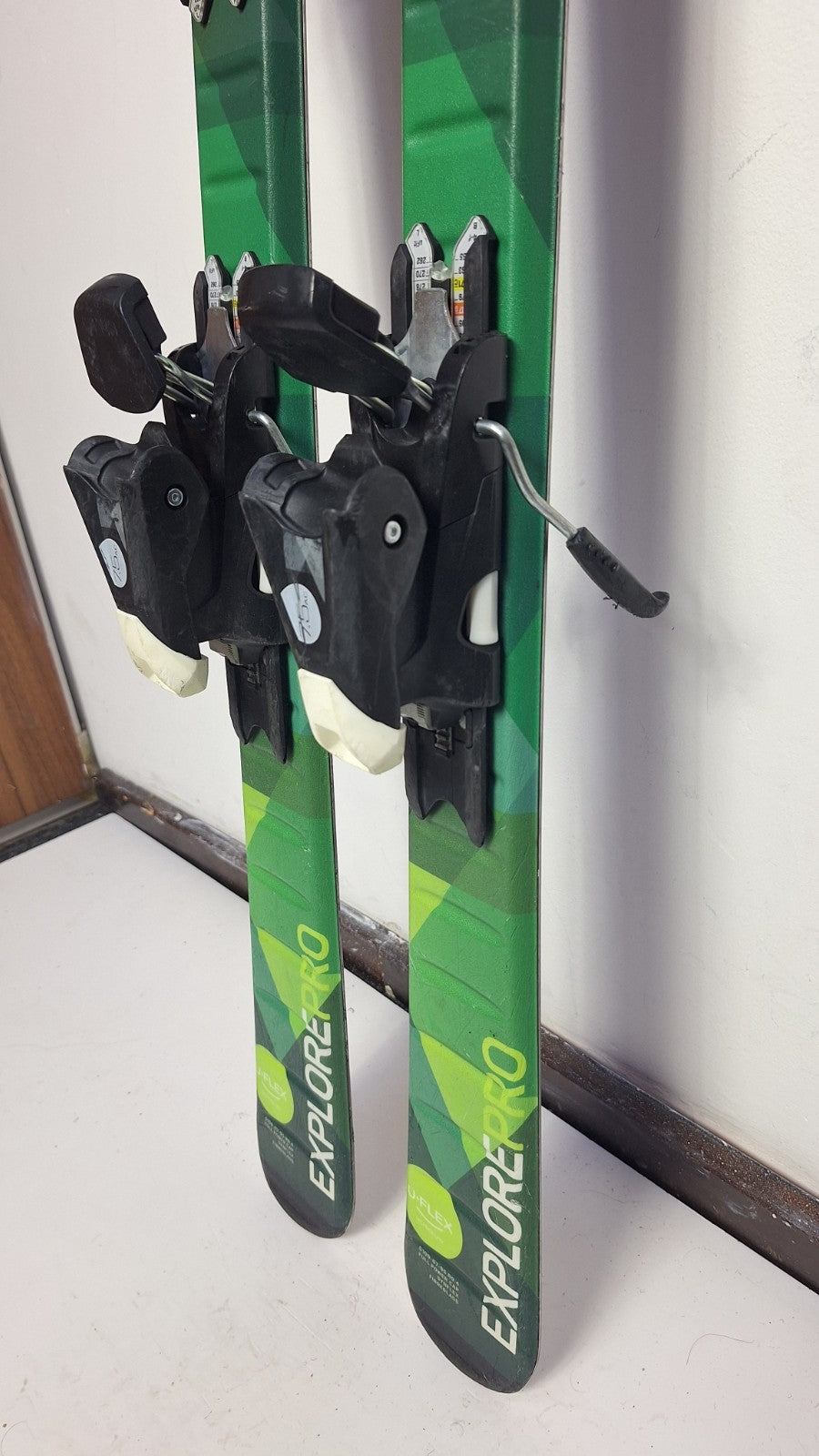 Elan Explore Pro 130 Ski + Elan 7.5 Bindings Winter Sport Fun