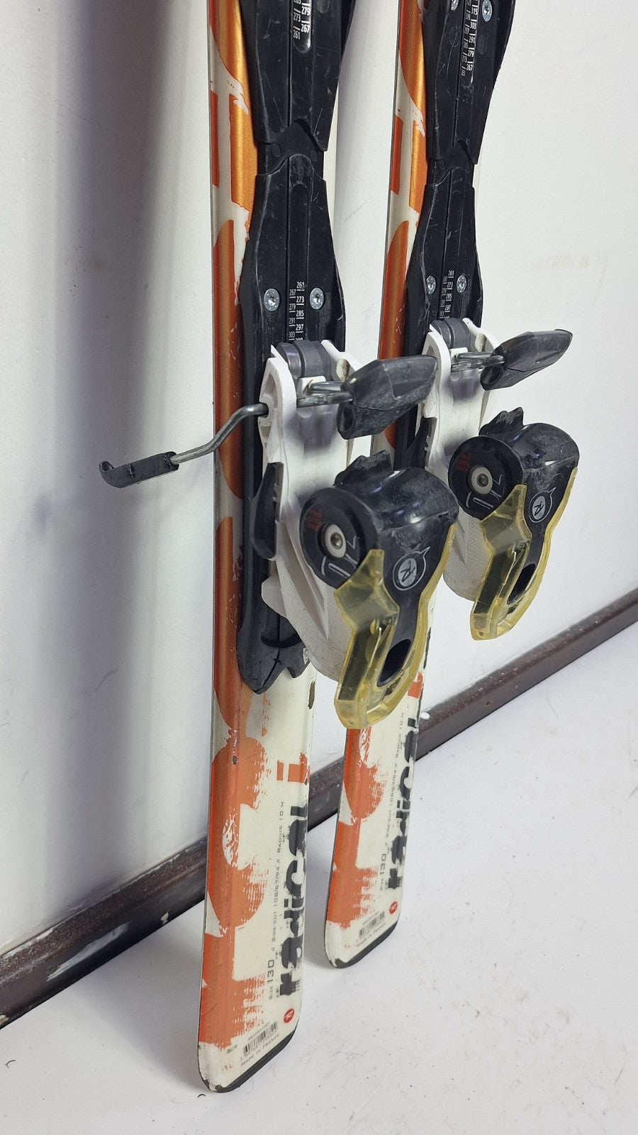 Rossignol Radical 130 cm Ski + Rossignol 7 Bindungen Wintersport Schnee