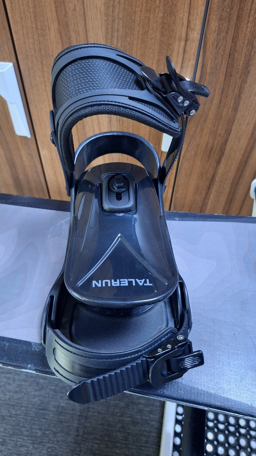 HEAD Flex 2.0 4D 149 cm Snowboard + Brand New Talerun M  Bindings Winter Snow