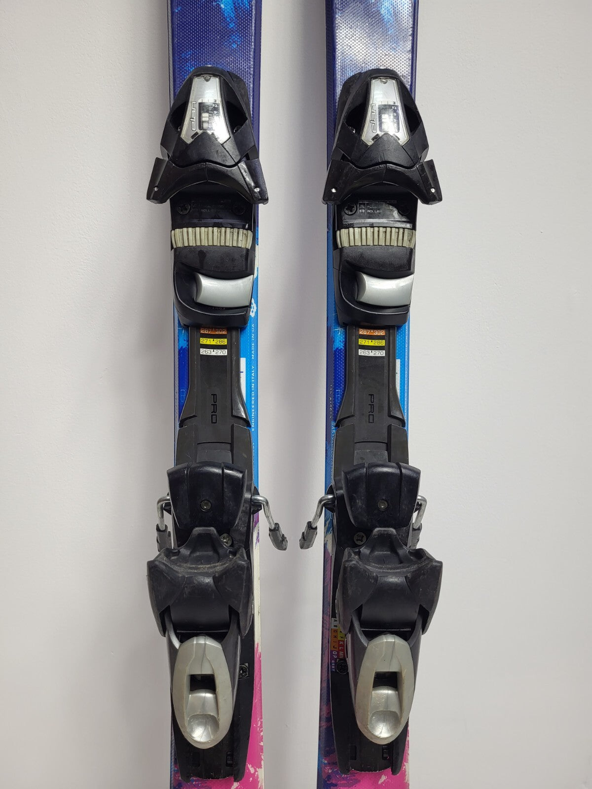 Nordica Little Belle 140 cm Ski + Elan ESP 7.5 Bindungen Winter Adventure Winter