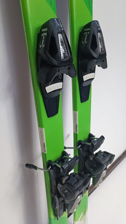 Ski Elan Explore X 144 cm + fixations Elan ESR 10. Sport d’hiver, plein air et neige