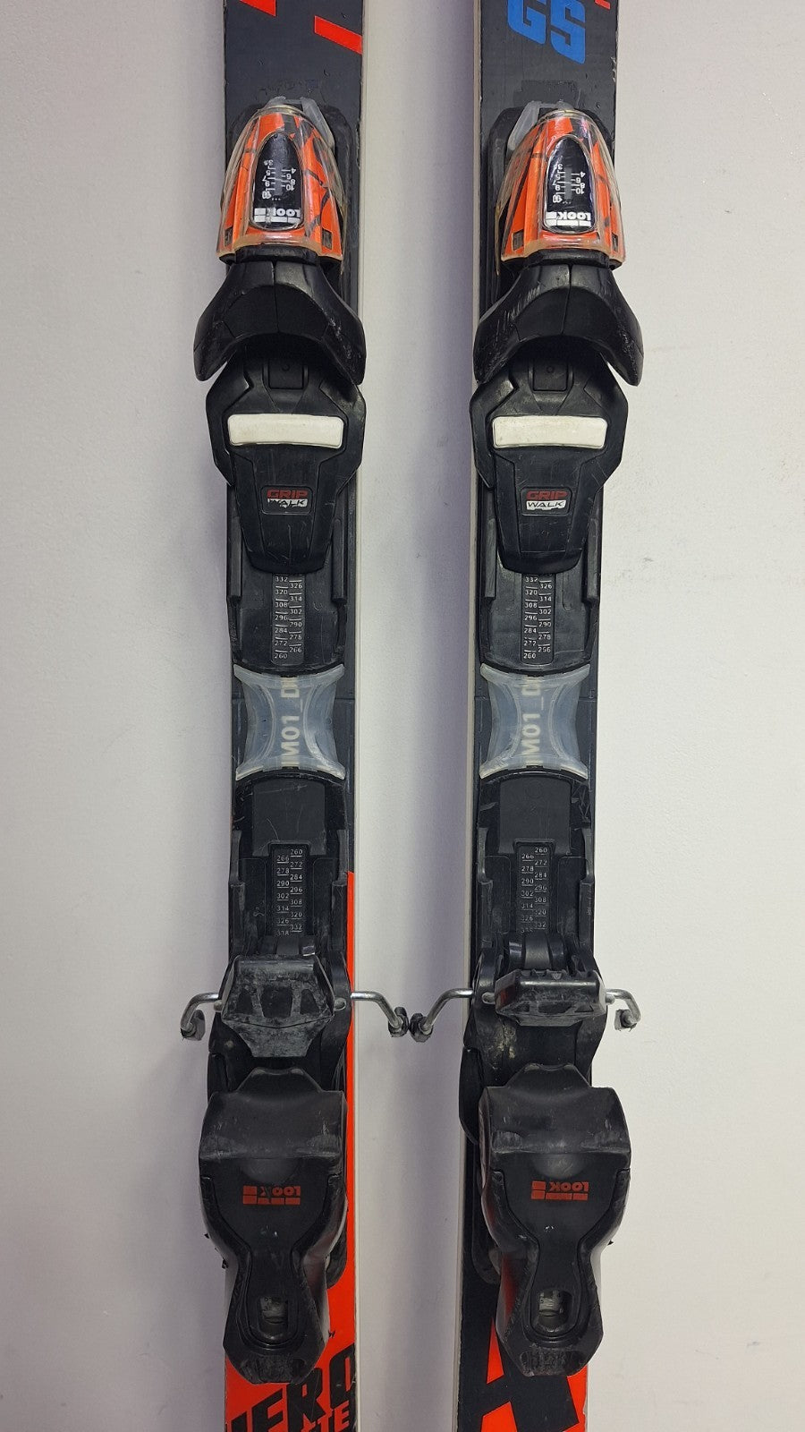 Sci Rossignol Hero Athlete GS 175 cm + Attacchi Look 11 Nuovi di Zecca Inverno Neve