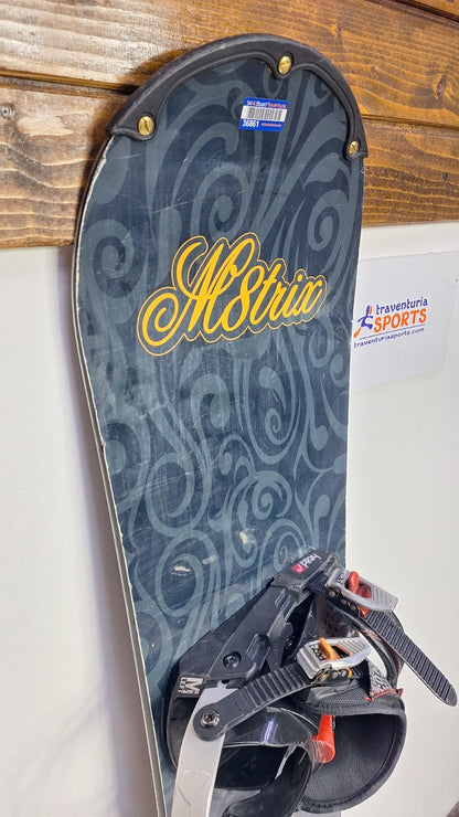 Snowboard Matrix Escape 145 cm de 2018 + fixations HEAD Rental M Neige Aventure