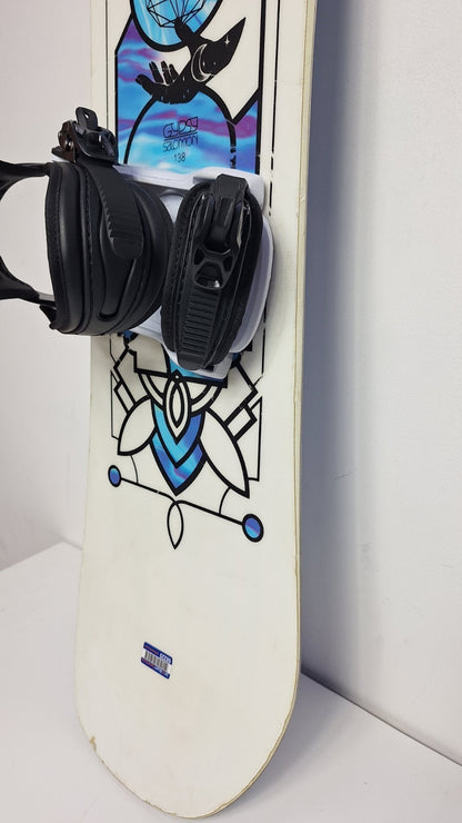 Snowboard Salomon Gypsy 138 cm + fixations Farefly S neuves Sport Hiver Amusement