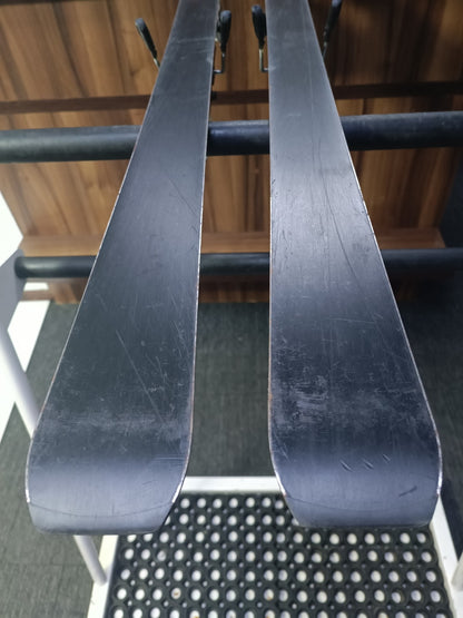 Ski Nordica Dobermann GS 163 cm + fixations Marker 10 Sport Hiver Plaisir Neige