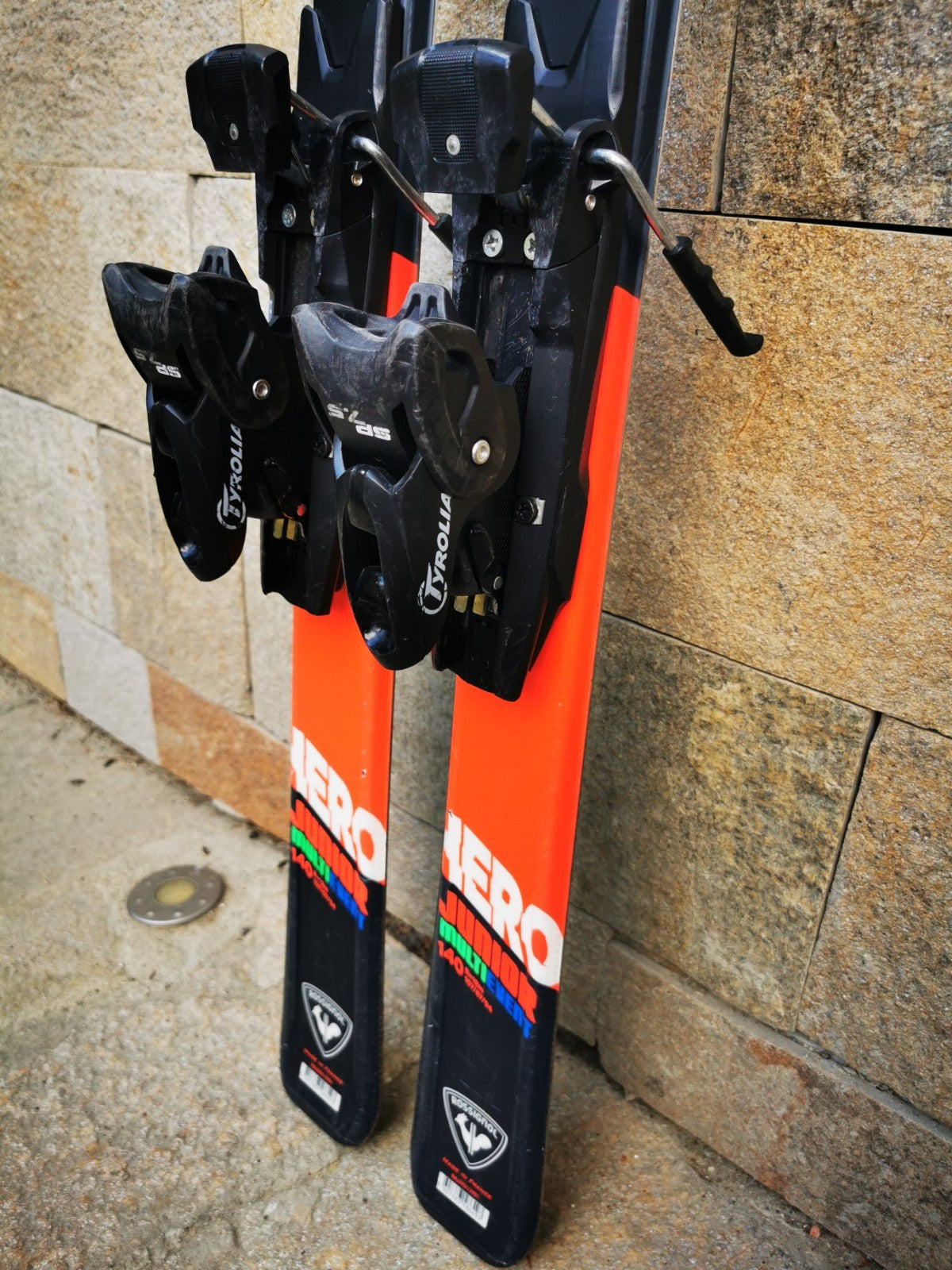 Rossignol HERO J MultiEvent  140cm  Ski + Elan ESP 7.5 Bindings  Winter Sport