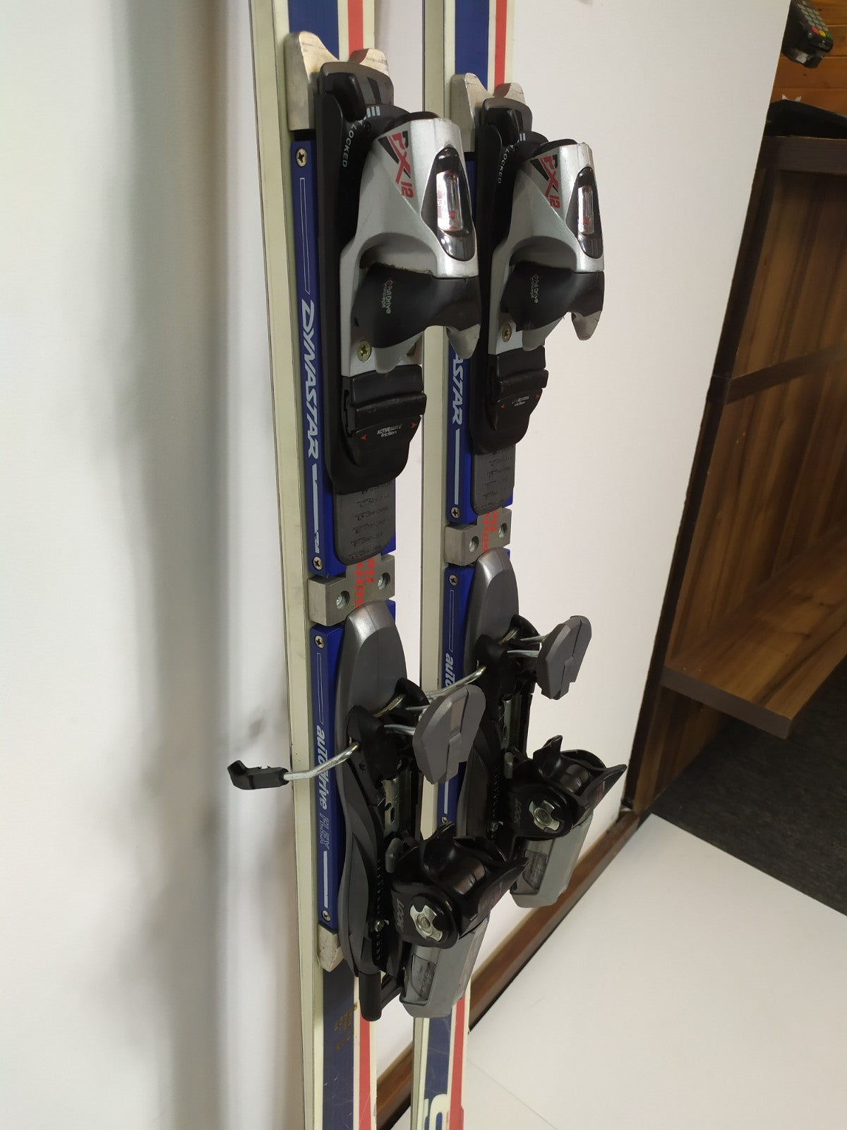 Dynastar Speed ​​Course 182 cm Ski + Look 12 Bindungen Wintersport Schnee Outdoor