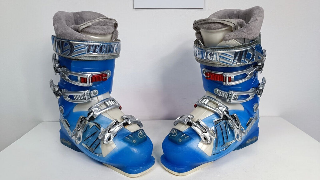 2018 Tecnica Attiva M10 Ski Boots EU 39 UK 5 3 4 Mondo 250