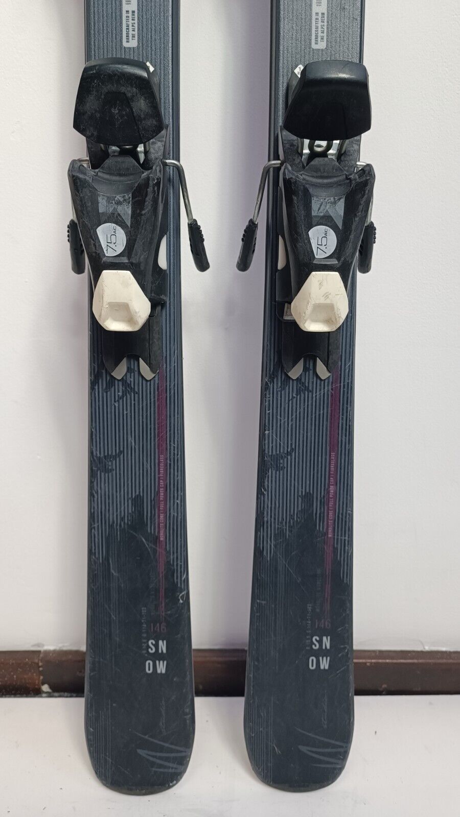 Elan Snow Black  146cm  Ski + Elan 7.5 Bindings Winter Sport Fun