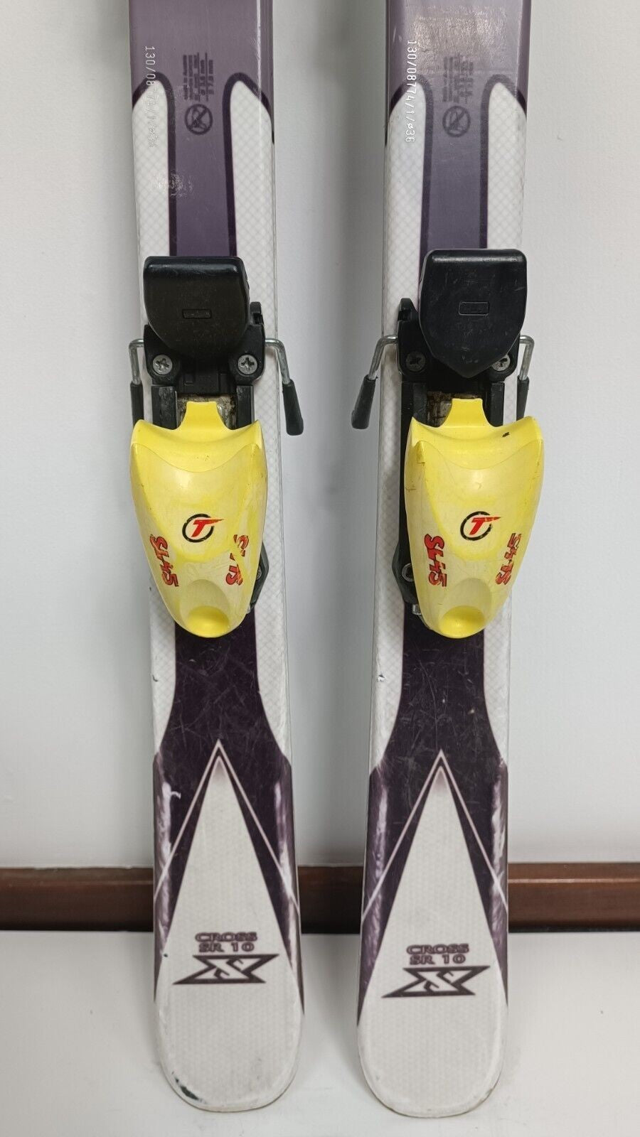 Sci Scoop Cross Nishizama SR 10 130 cm + Attacchi Tyrolia SL 4.5 Divertimento sulla Neve Invernale