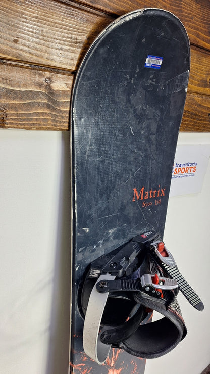 Snowboard Matrix Syco 154 cm + fixations HEAD Rental M Hiver Neige Aventure Amusement