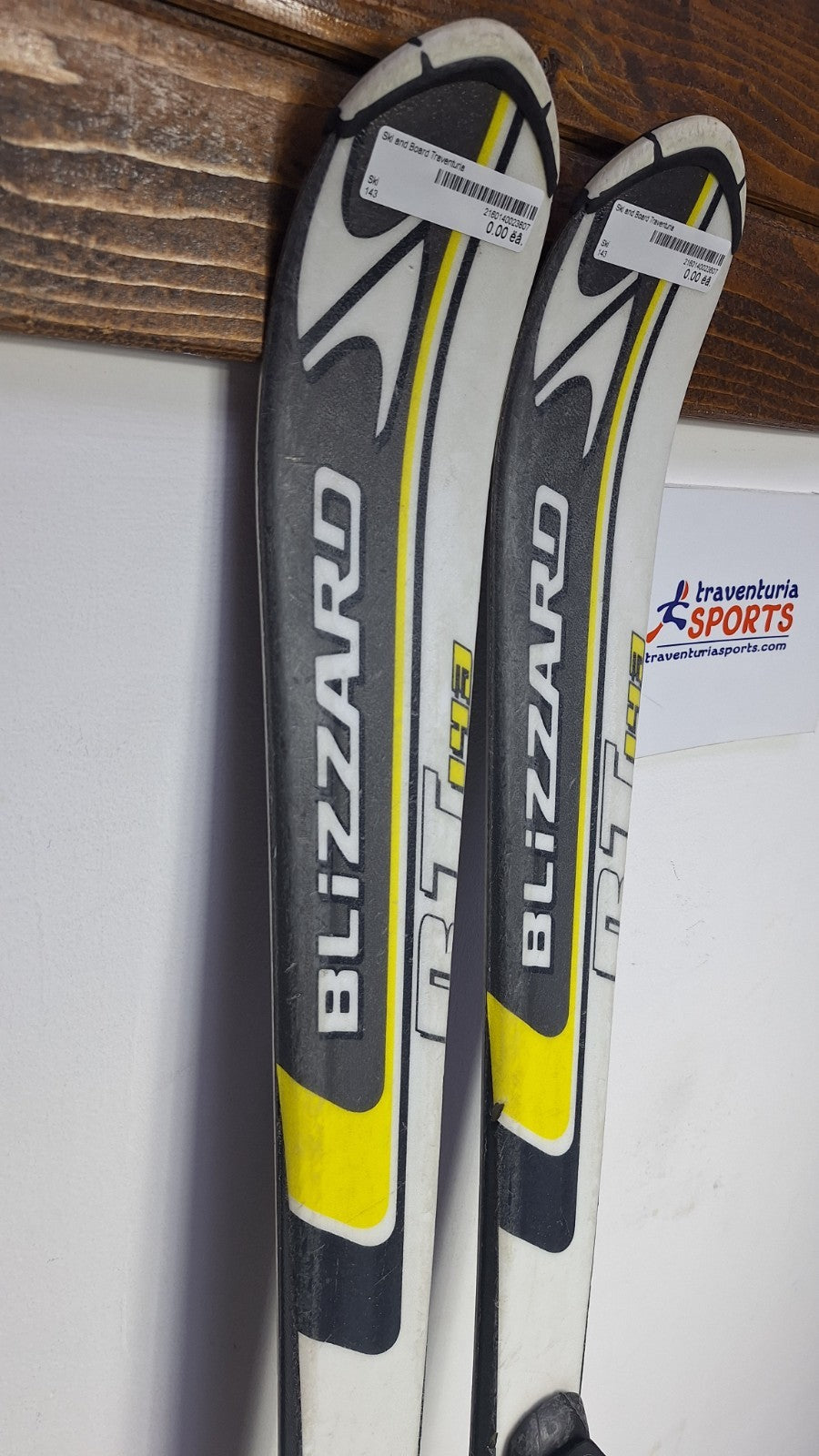 Blizzard RT 143 cm Ski + Tyrolia 7.5 Bindings Winter Fun