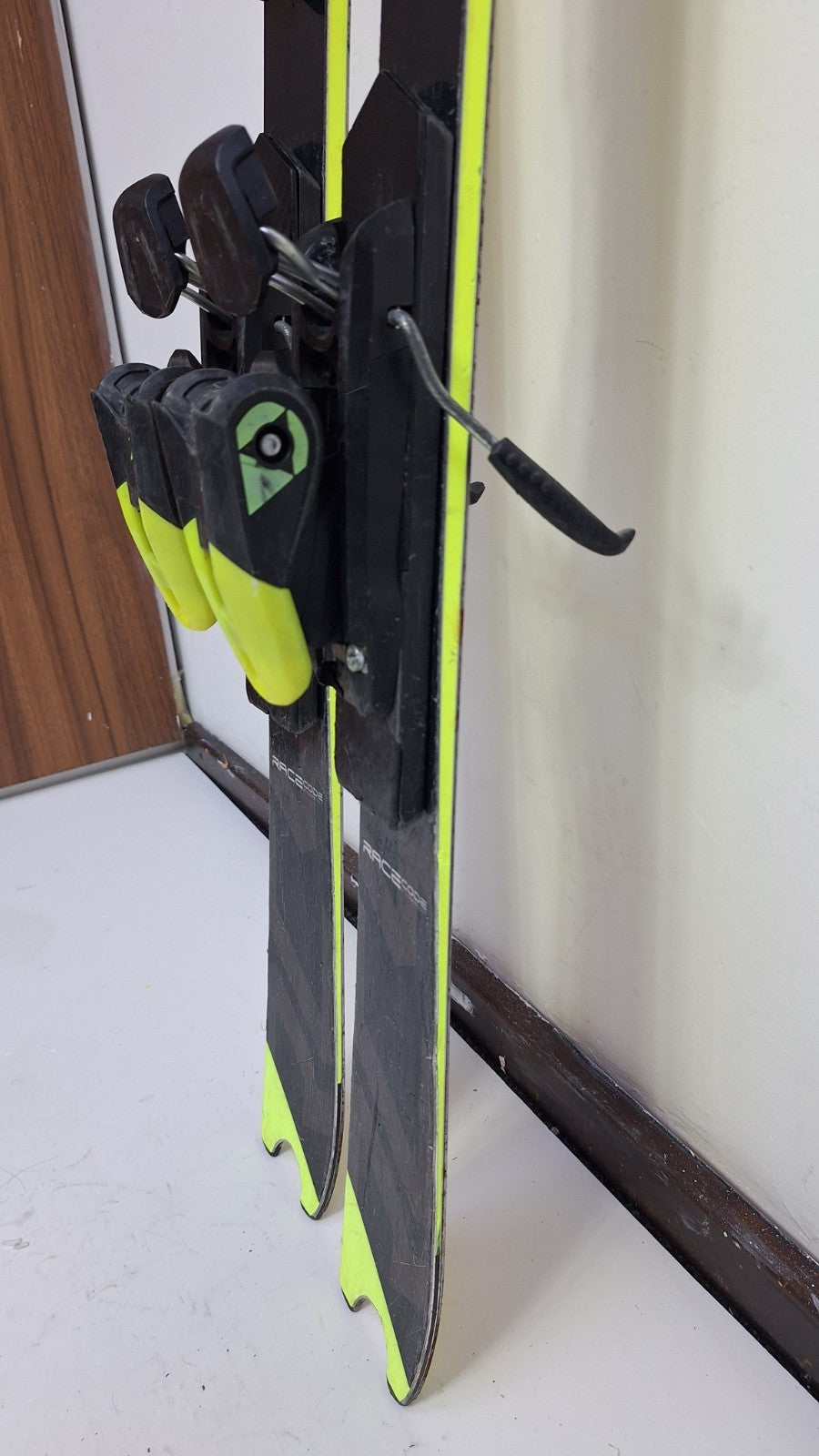 Ski Fischer RC4 SL FIS 135 cm + fixations Fischer Z9 Sports d'hiver Descente Plaisir