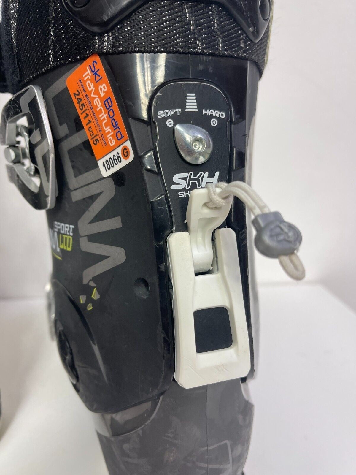 Dalbello LTD Luna Sport Ski Boots (EU 38 1/3; UK 5; Mondo 245) Winter Fun