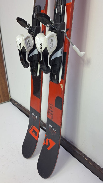 Scott Jib 158 cm Ski + Scott 11 Bindings Winter Fun Snow Sport