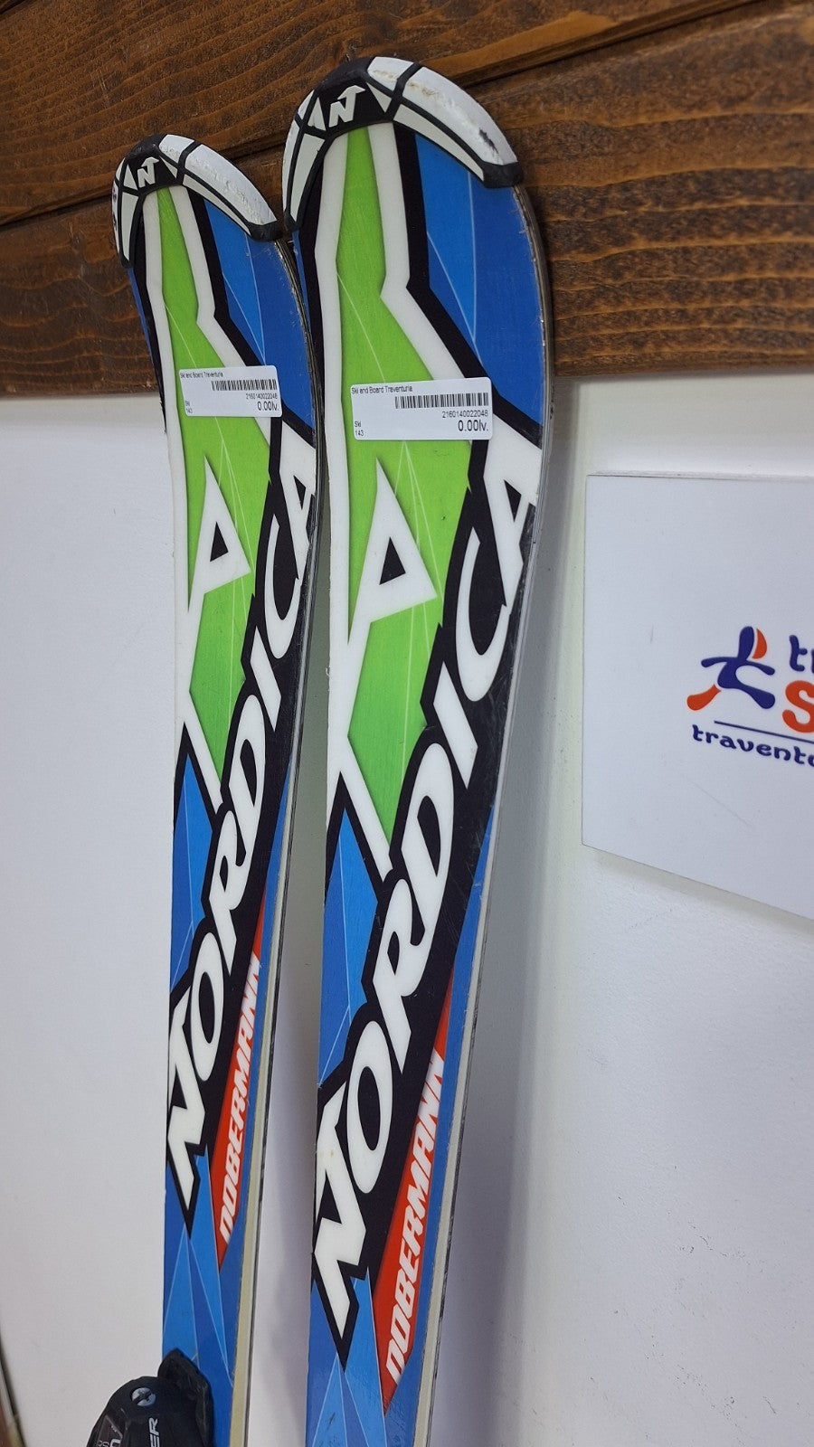 Nordica Dobermann WC SL 143 cm Ski + Fischer RS9 Bindings Sport Winter Fun