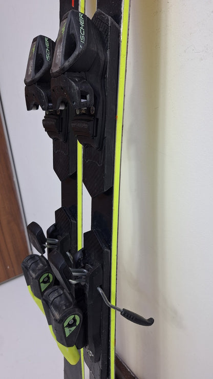Ski Fischer RC4 SL FIS 135 cm + fixations Fischer Z9 Sports d'hiver Descente Plaisir