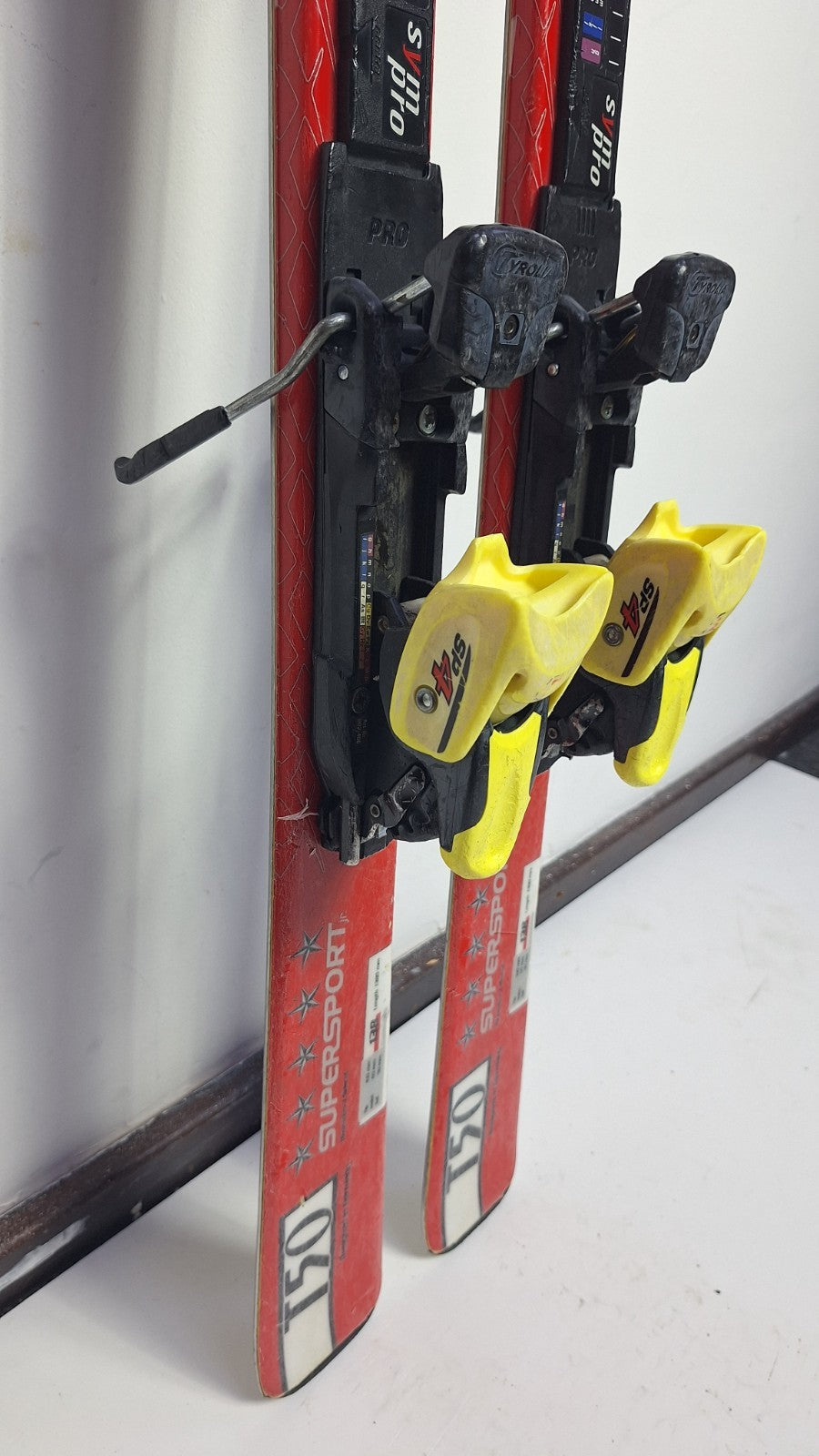 Volkl T50 J 138cm Ski + Tyrolia 7 Bindings Winter Sport Fun