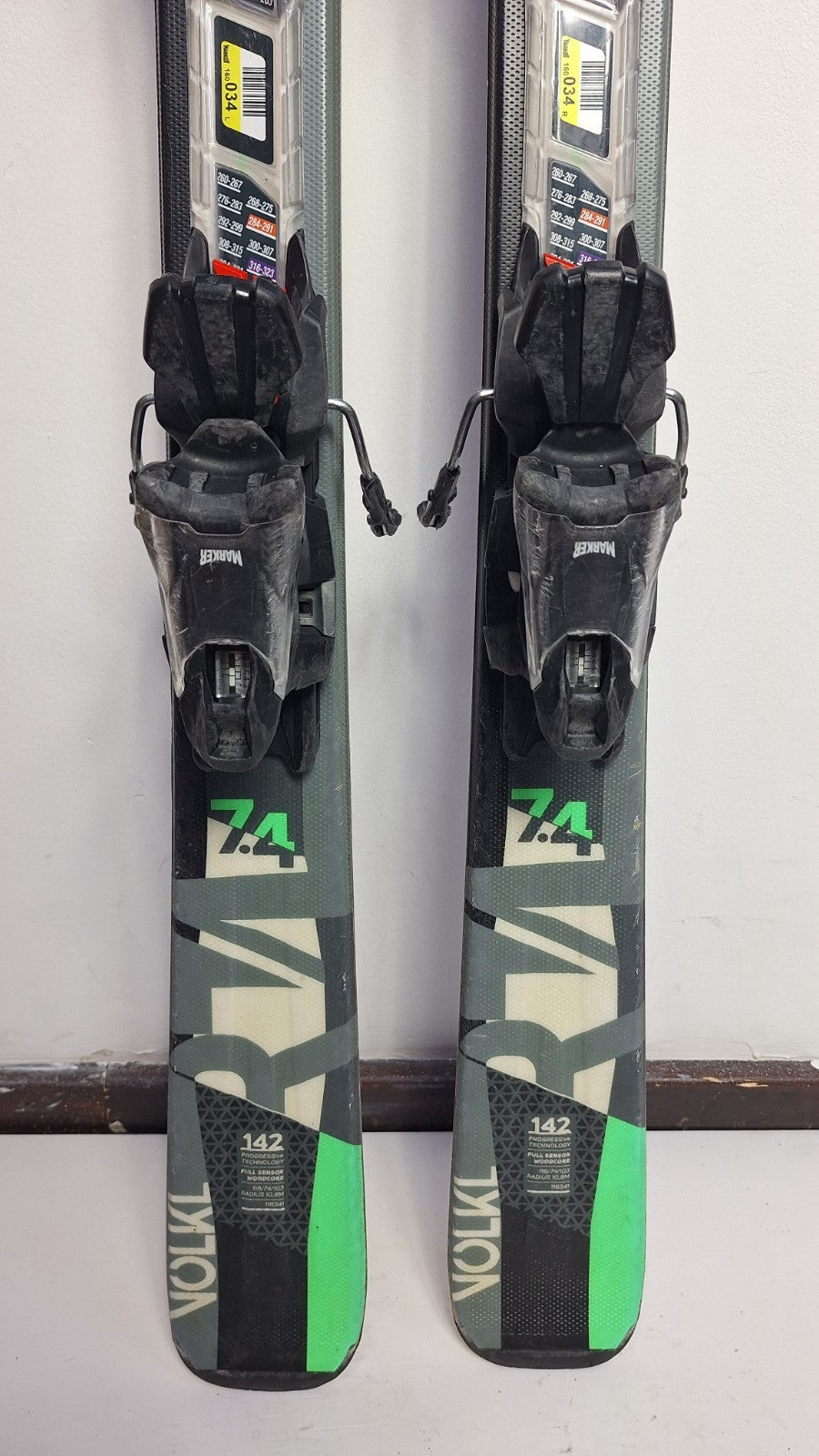 Volkl RTM 142 cm Ski + Marker 10 Bindings Fun Snow Winter Sport Piste