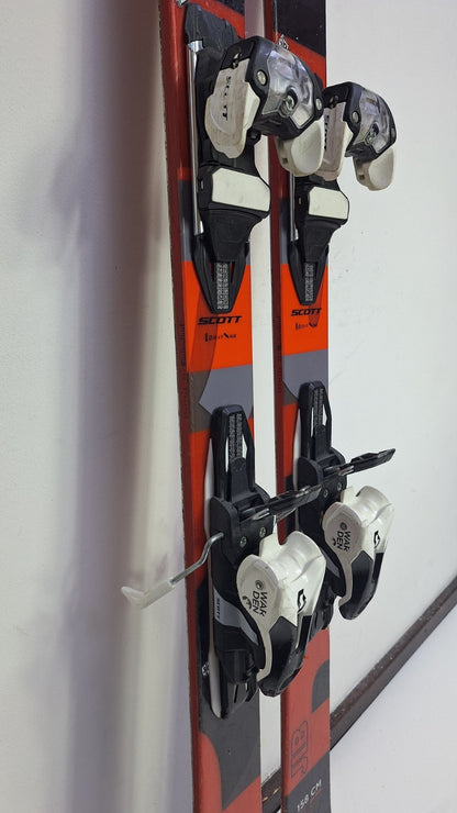 Scott Jib 158 cm Ski + Scott 11 Bindings Winter Fun Snow Sport