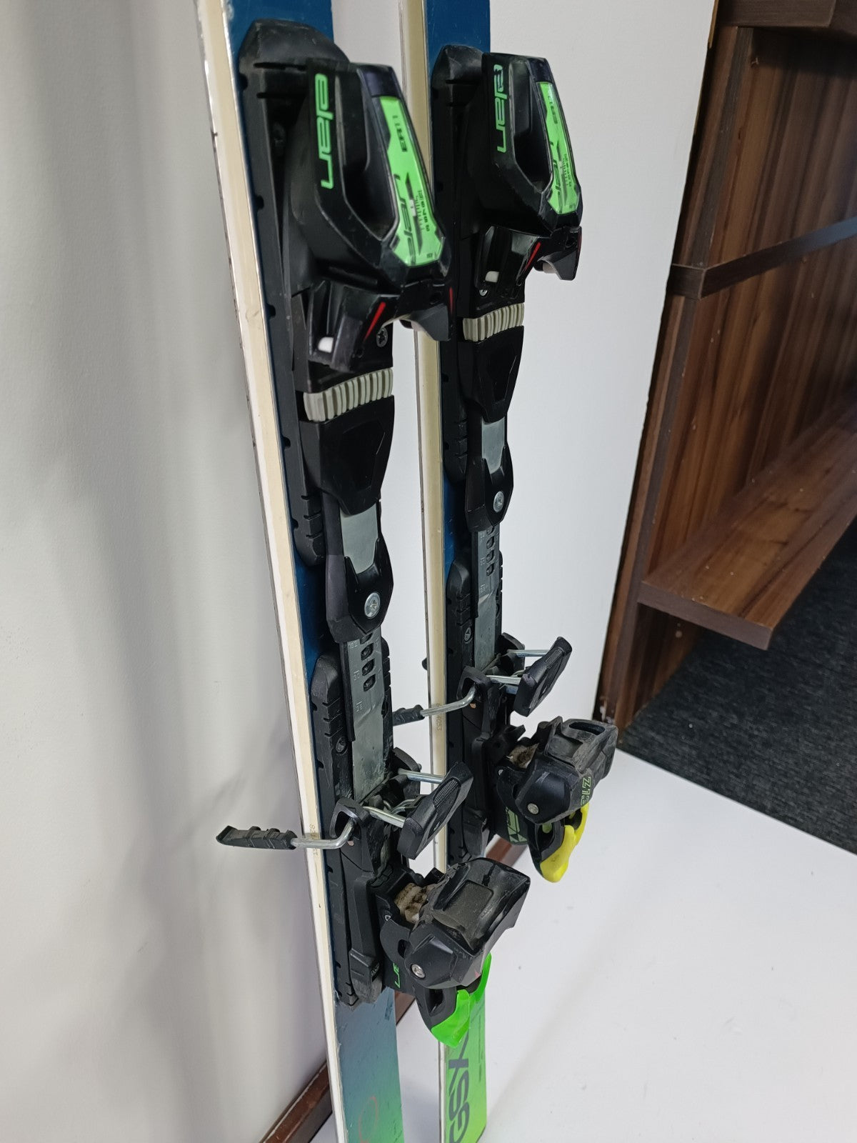 Sci Elan Race GSX 176 cm + attacchi Elan ER11 Divertimento invernale Sport sulla neve