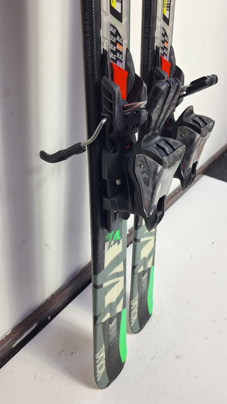 Volkl RTM 149 cm Ski + Marker 10 Bindings Fun Snow Winter Sport Piste