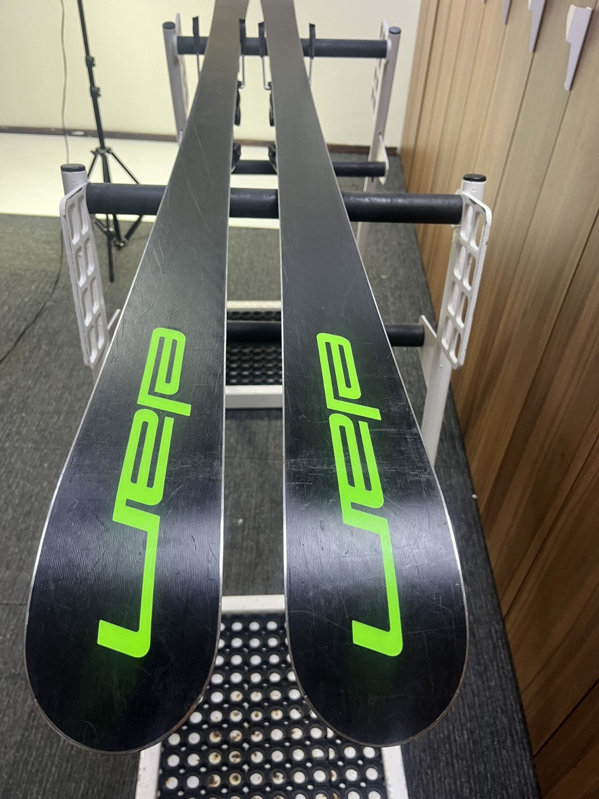 Elan Race GSX 175 cm Ski + Elan 11 Bindings Winter Fun Snow Sport