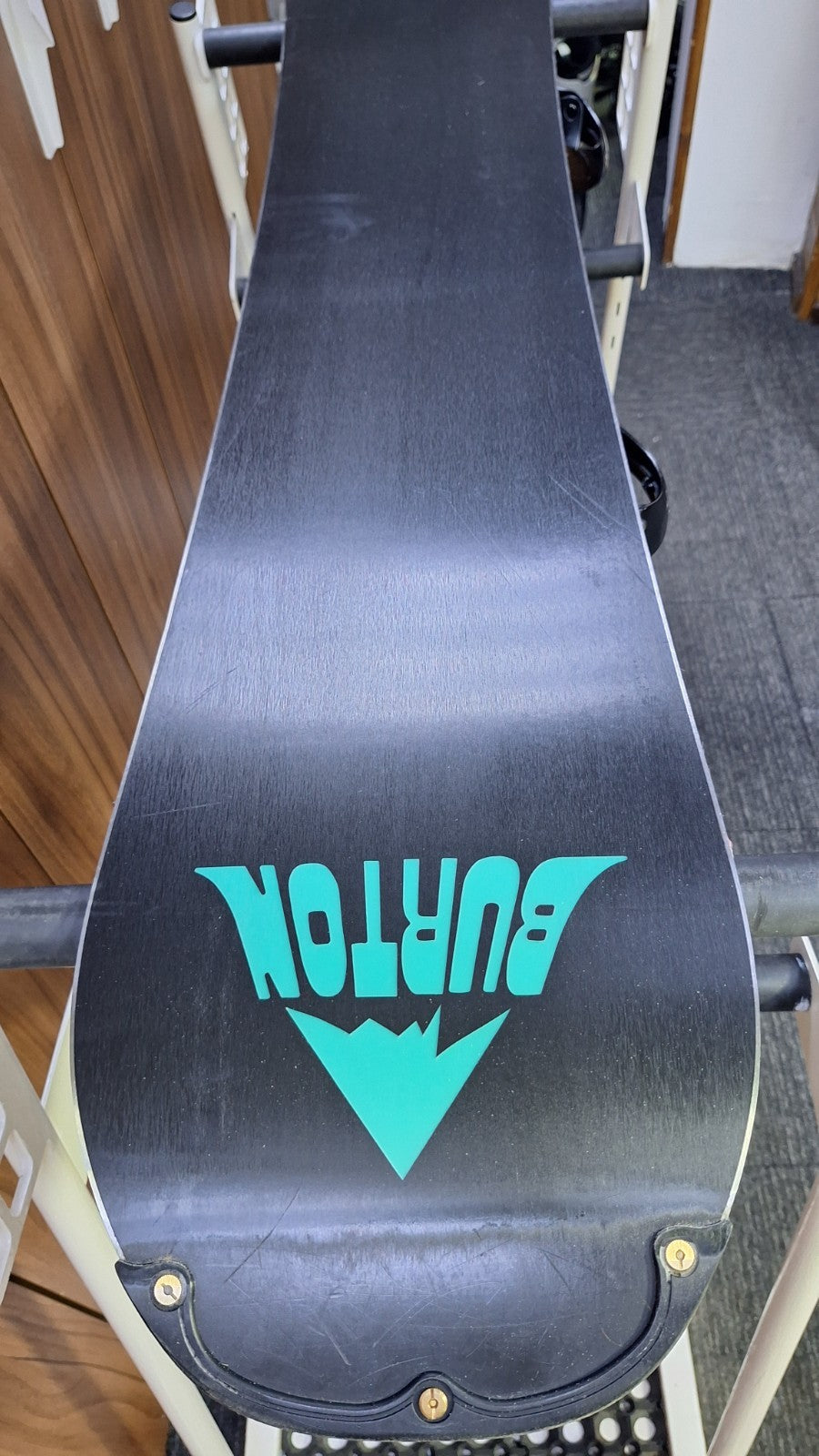 Snowboard Burton Radius 145L cm + fixations Burton M - aventure hivernale