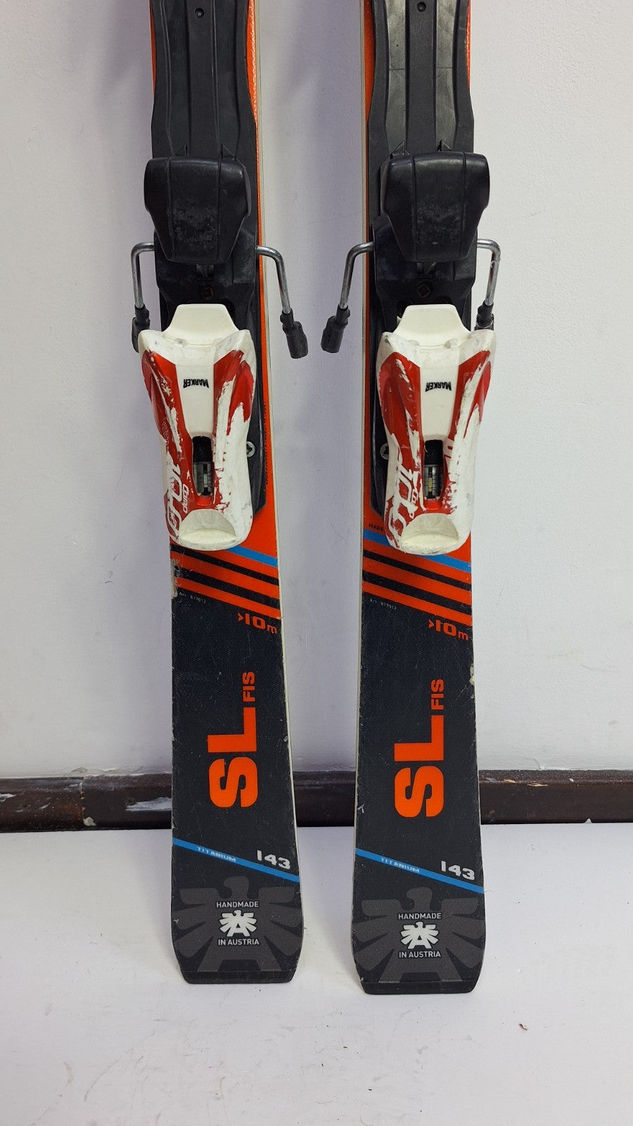 Sci Blizzard SL FIS Ti 143 cm + attacchi Marker 10 Sport invernali Neve