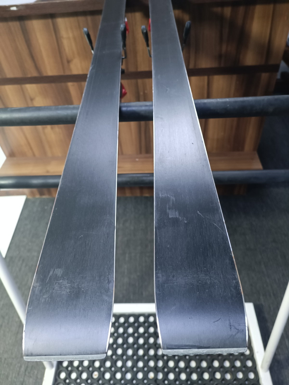 Völkl RaceTiger Racing GS 180 cm Ski + fixations Marker 14 Sport d’hiver