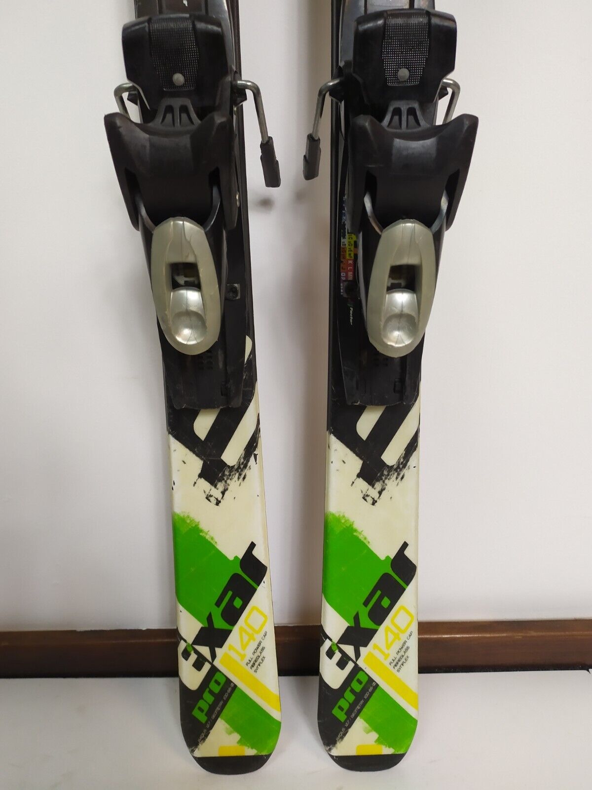Elan Exar Pro 140 cm Ski + Elan SP 7.5 Bindings Sport Snow Winter Fun