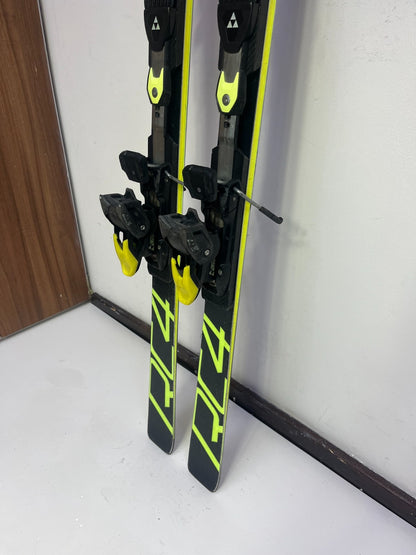 Fischer RC4 GS FIS 165cm Ski + Fischer 11 Bindungen Winter Fun Snow Sport