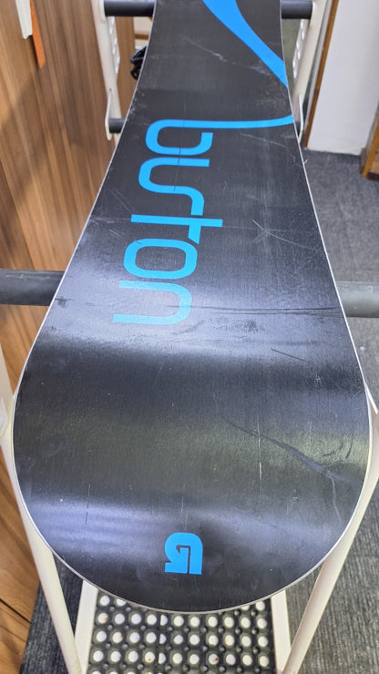 Burton Cruzer 139 cm Snowboard + Burton S  Bindings Winter Snow Adventure Fun