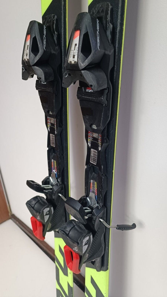 Fischer XTR RC4 Speed 155cm Ski + Fischer RS 10 Bindings Winter