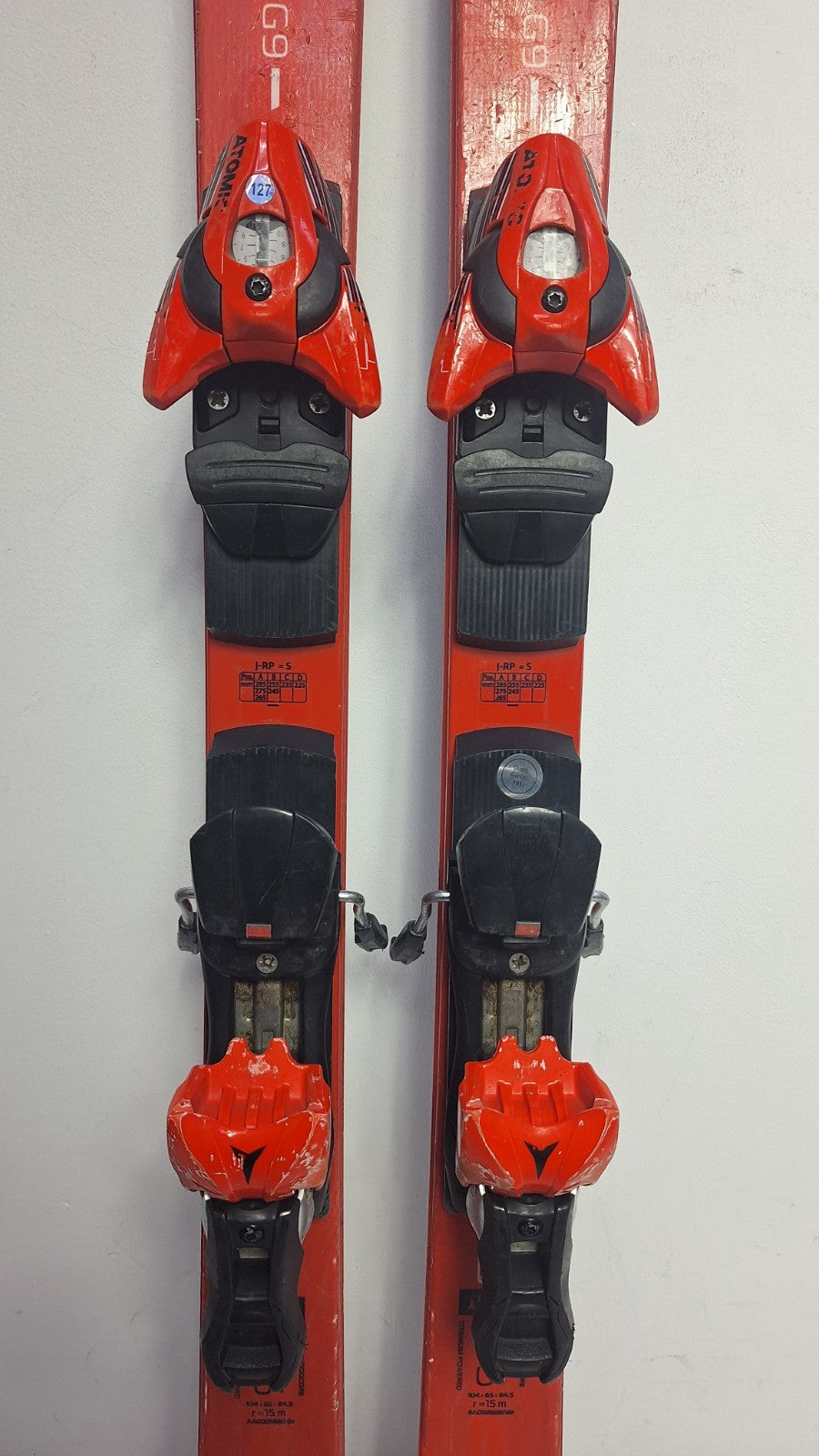 Atomic Redster G9 145 cm Skis + Atomic 10 Bindings Winter Fun Snow