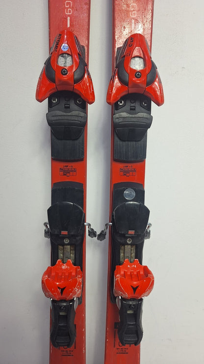 Atomic Redster G9 145 cm Skis + Atomic 10 Bindings Winter Fun Snow