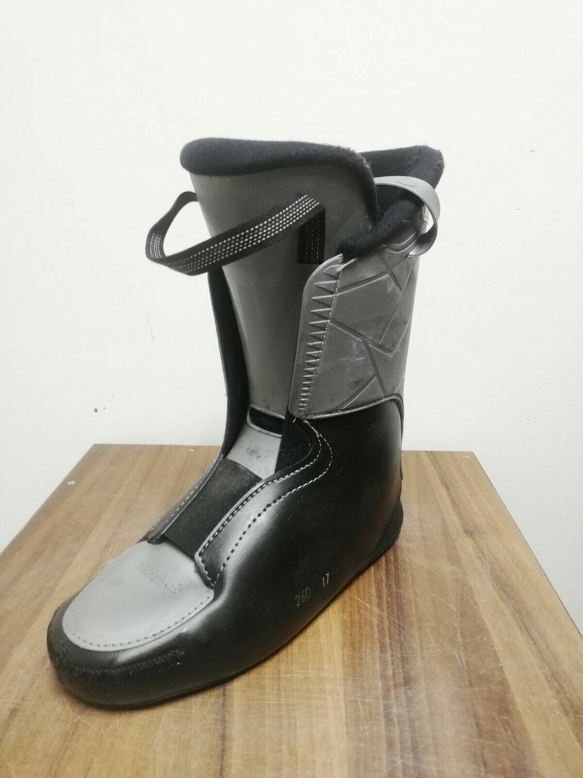2017 Dalbello Vantage Skischuhe (EU 45 2/3; UK 11; Mondo 295) Wintersport