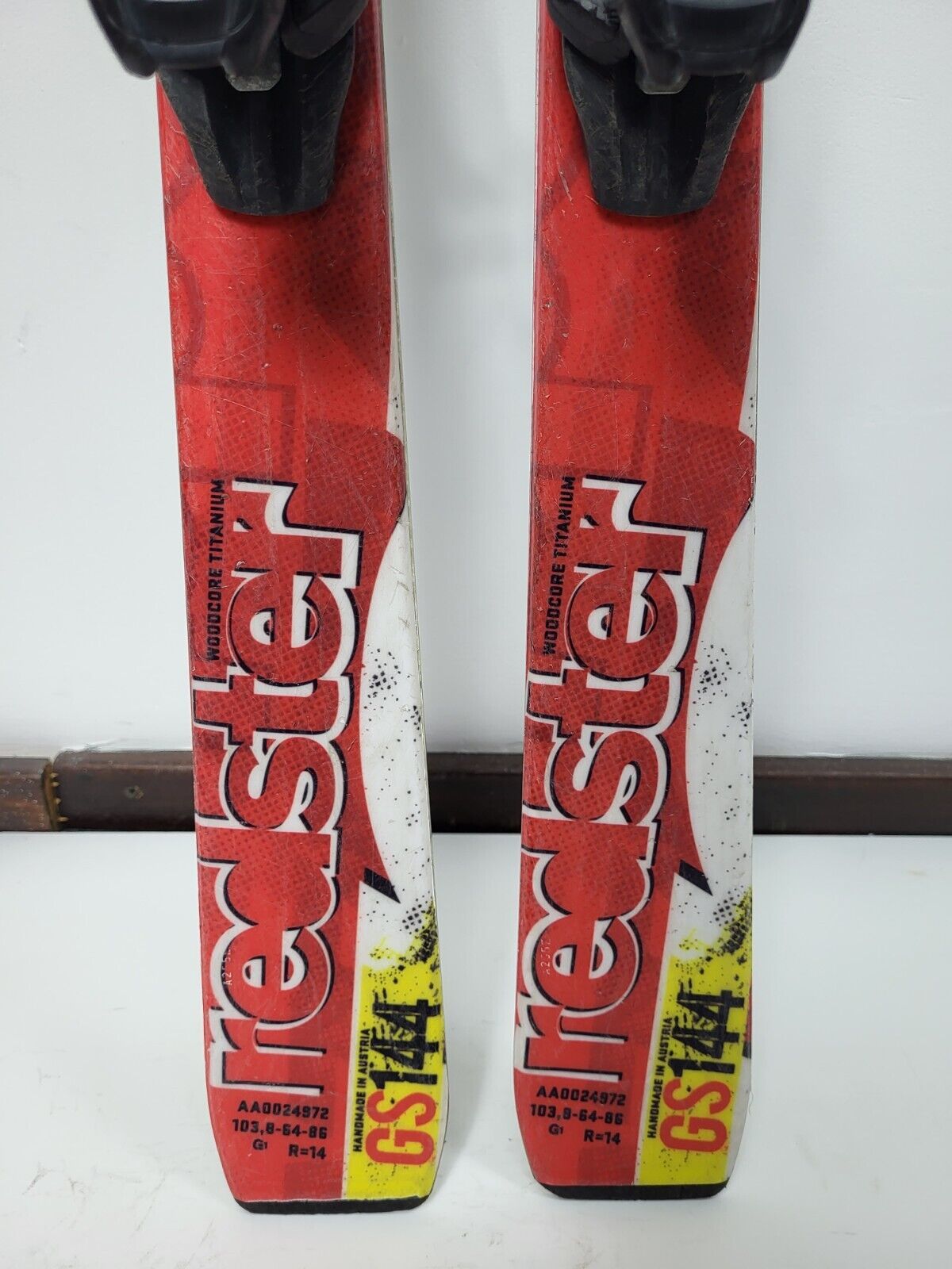 Atomic Redster GS 144 cm Ski + Atomic 7.5 Bindungen Schneesport-Spaß-Abenteuer